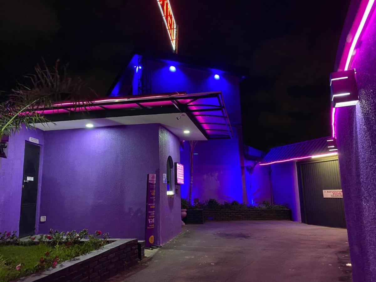 Love hotel Refugius